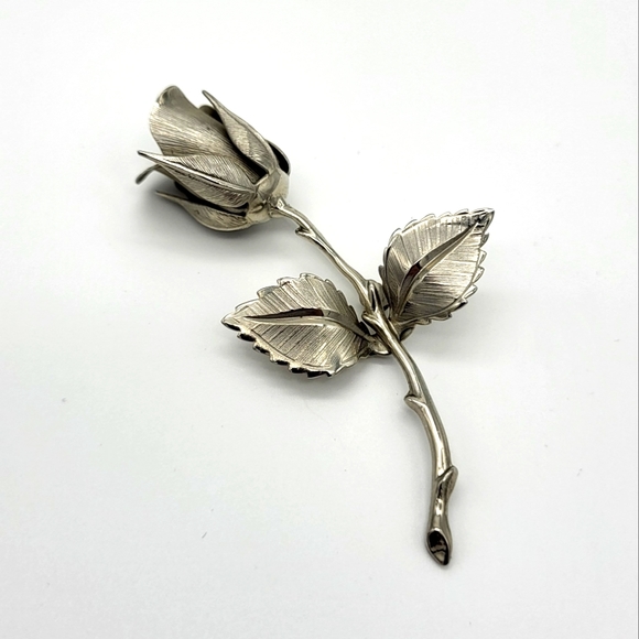 GioVanni Di Rocco Jewelry - Vintage Giovanni rose pin